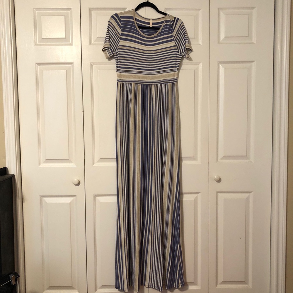 Striped Maxi with pockets